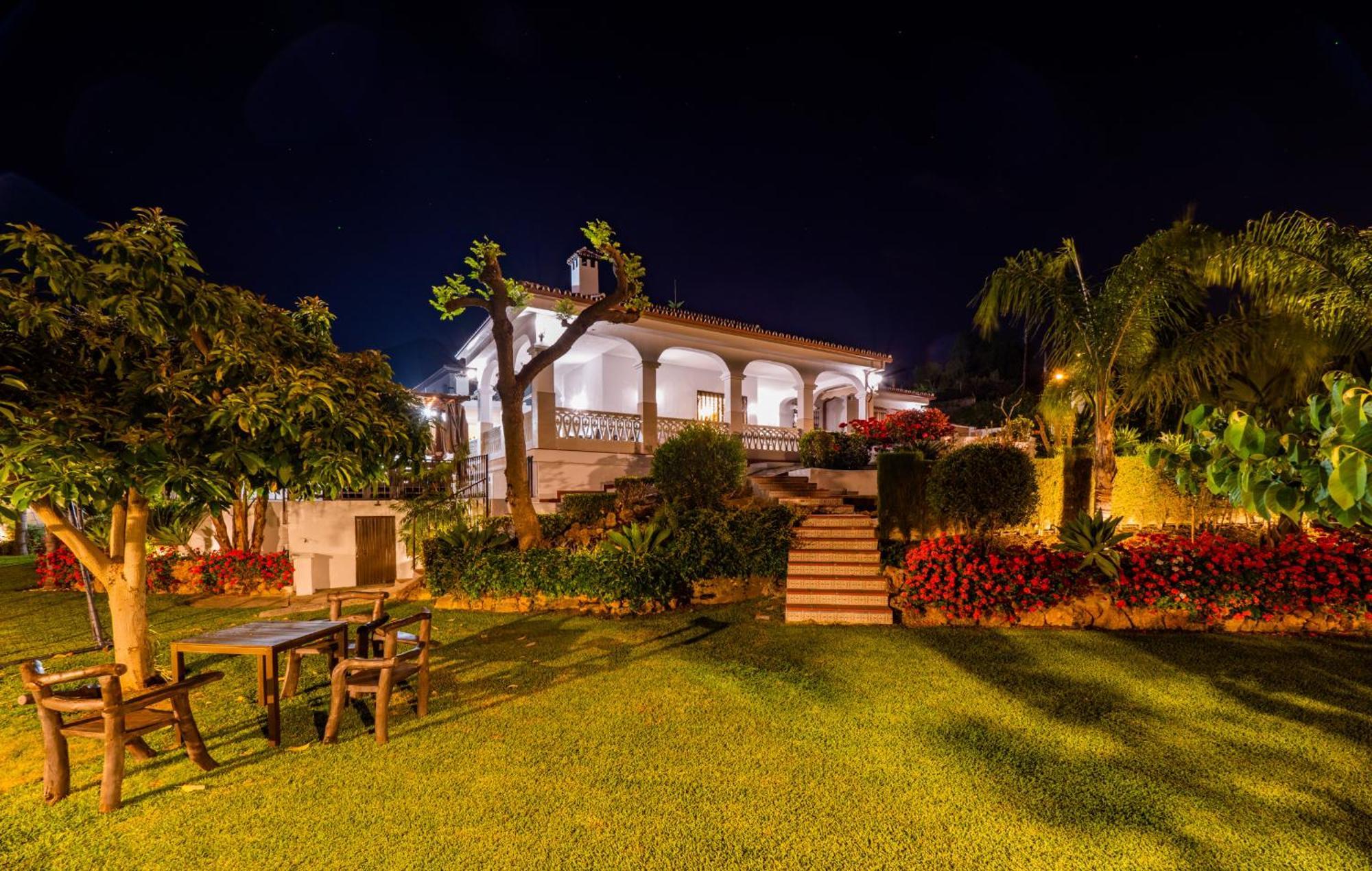 Cubo'S Villa Esmeralda Alhaurín el Grande Exterior photo